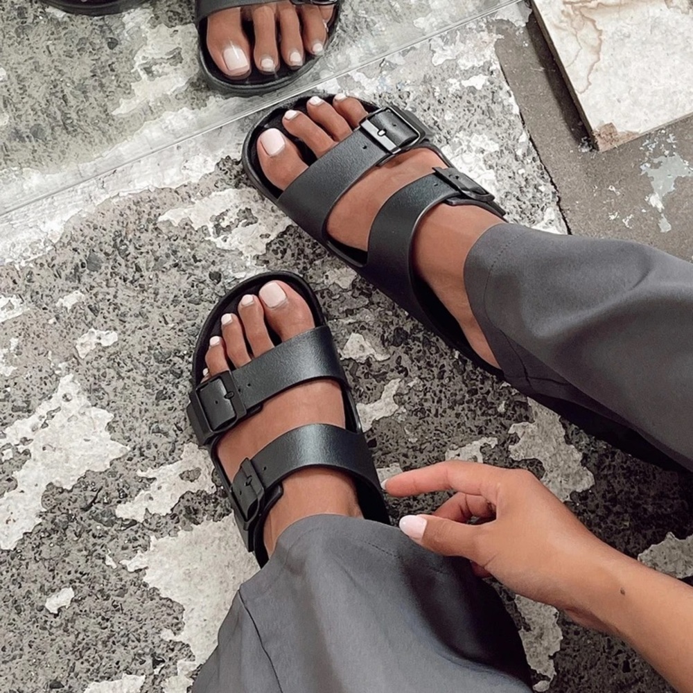 Princess Polly So Cali Black Flats